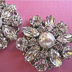 Wedding Shoe Clips, Floral and Pearl, Bridal shoe clips,Christmas Gift, Stocking Stuffer, Formal Holiday Jewelry